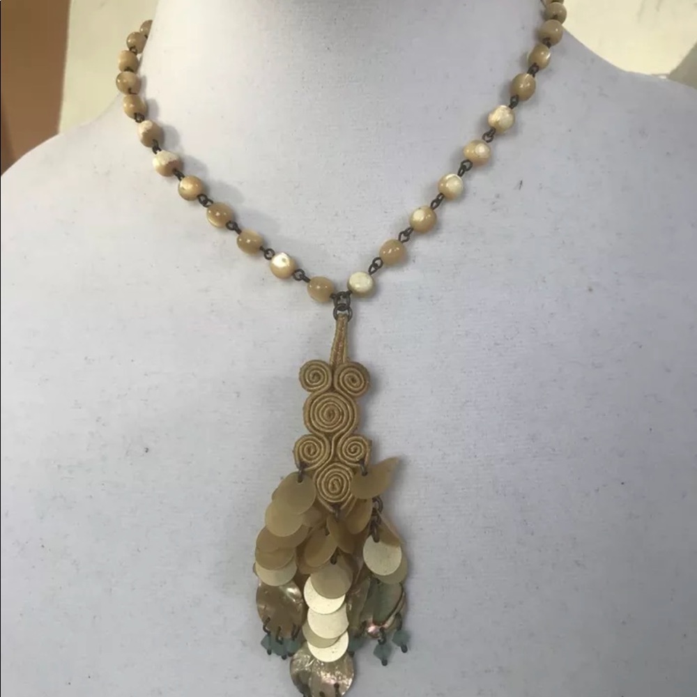 CHICOS earth tone shells beads delicate necklace - Picture 2 of 4